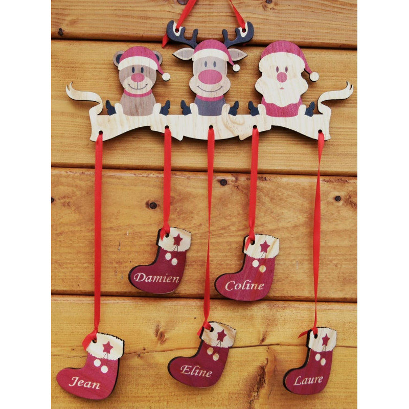 Décoration Murale en BOIS personnalisée avec les prénoms de la Famille (cadeau de Noël, une alternative à la boule de sapin